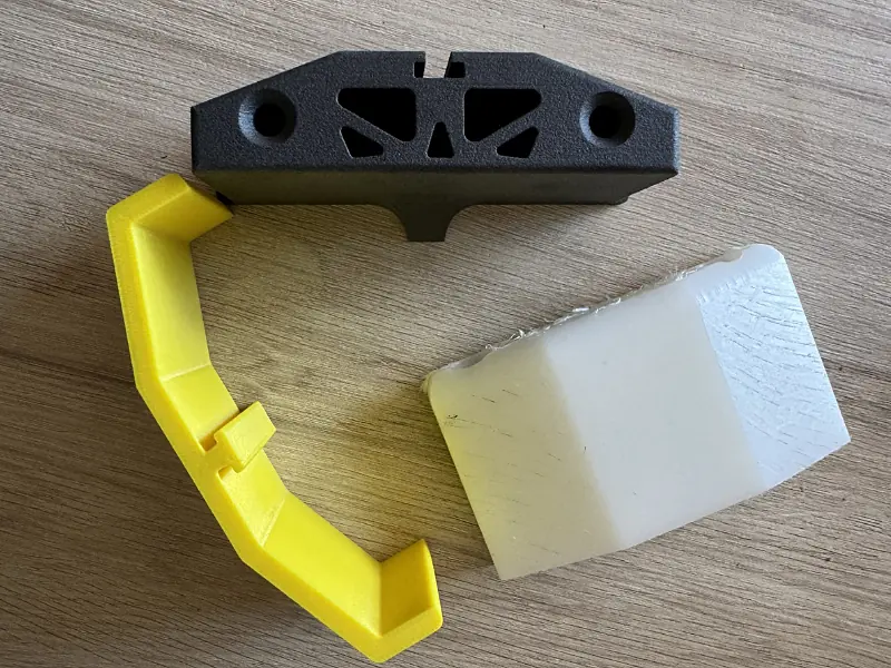 Pièces industrielles imprimées en 3D SLS et pièce d'usure d'origine, reconception MC3D Line